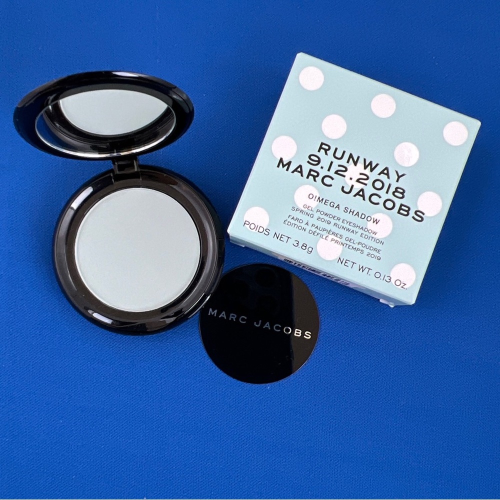 MARC JACOBS O’MEGA Gel Powder Eyeshadow Spring 2019 Runway Edition 640 SMO!KE